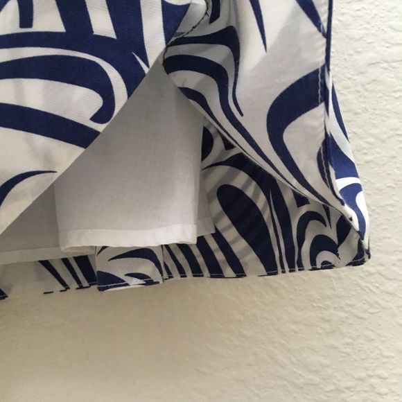 CAbi Swirl Graphic Print Lombard Skirt Style #470 - Picture 6 of 7